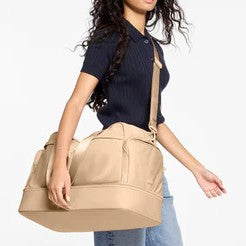 Resistant Featherlight Weekender Duffle Bag With Shoe Compartment