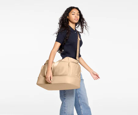 Resistant Featherlight Weekender Duffle Bag With Shoe Compartment
